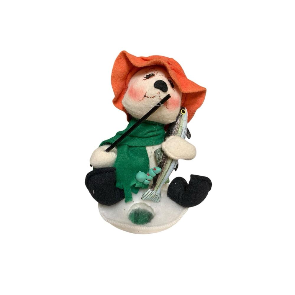 Annalee Catch of the Day Bear‎ Ice Fishing Doll with Pole and Trout 8in Vintage